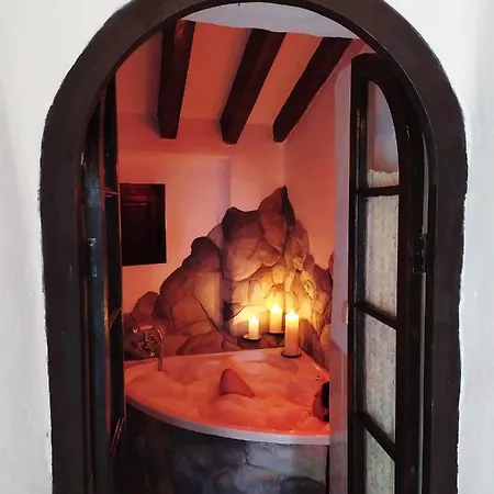 El Escondite De Martina, Romantica *